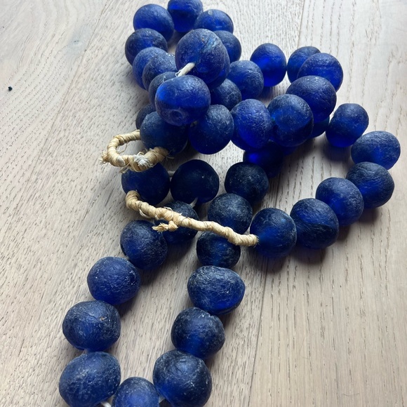 Cobalt Blue Matte Beaded Necklace - Picture 1 of 1